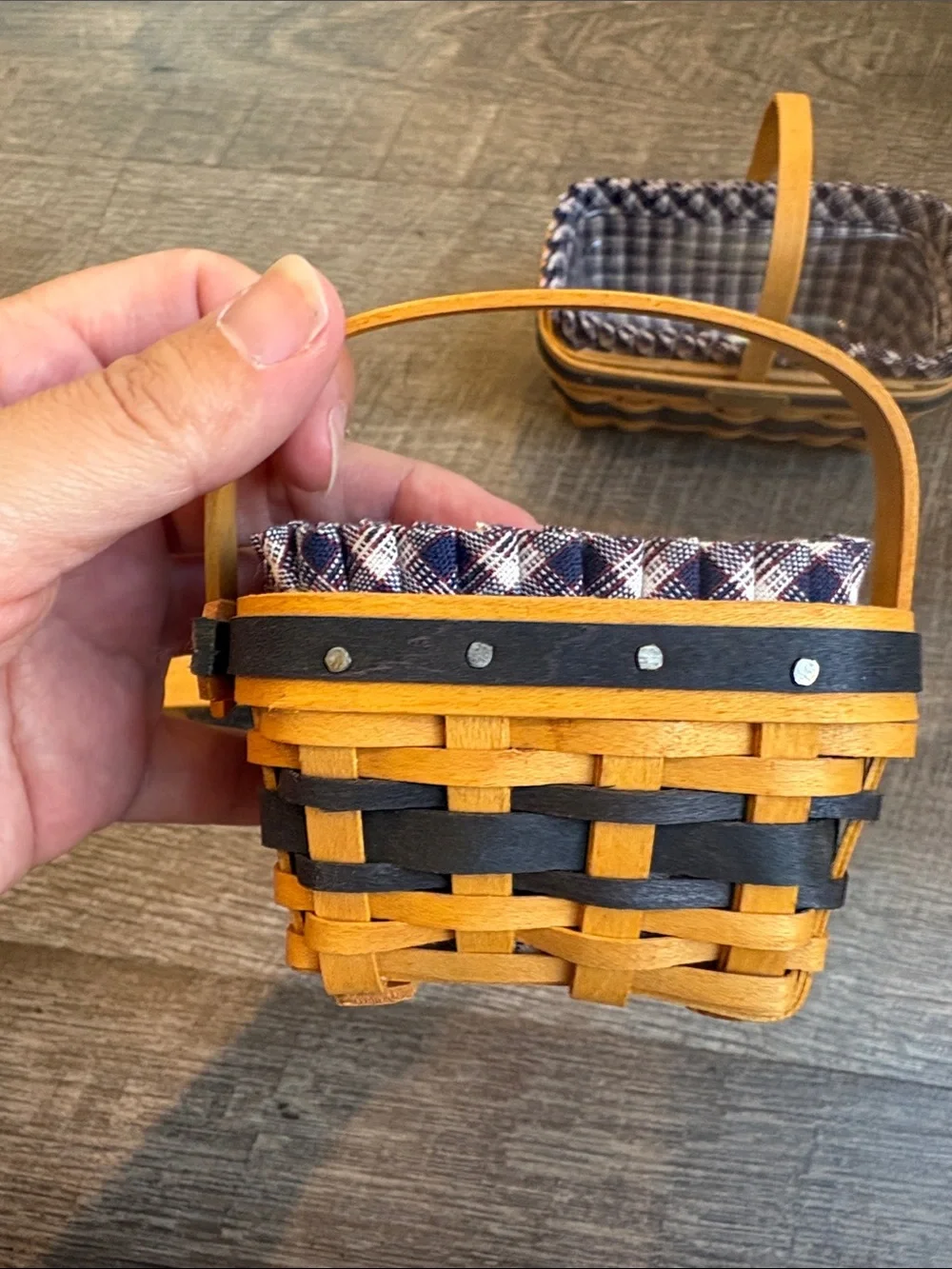 Longaberger J.W. Mini Berry Basket & Mini Original Easter Basket Lot of 2 Liners